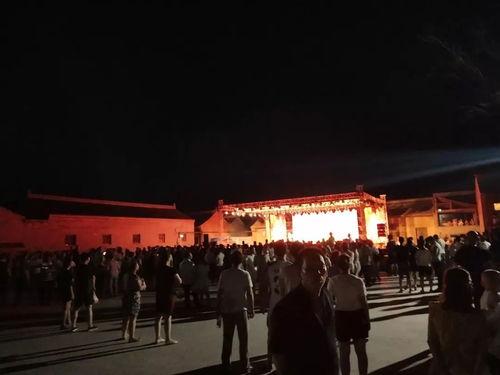 运城小提琴网红打卡,琴韵悠扬，古城新韵